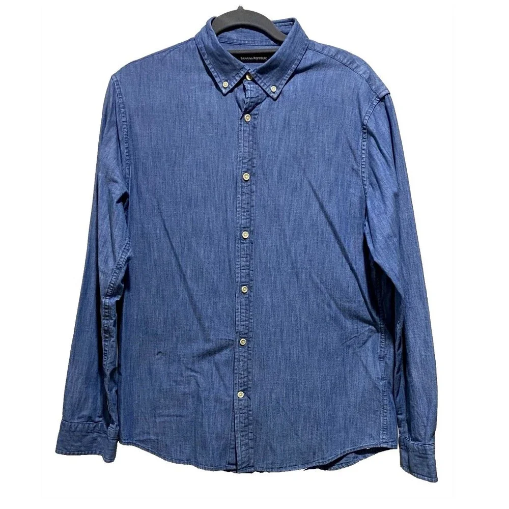 Banana Republic Mens M Blue Chambray Button Up Shirt Long Sleeve Cotton Oxford